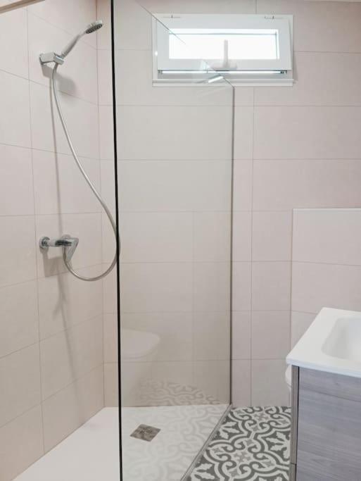 A Ledicia De Ana Appartement Viveiro Buitenkant foto